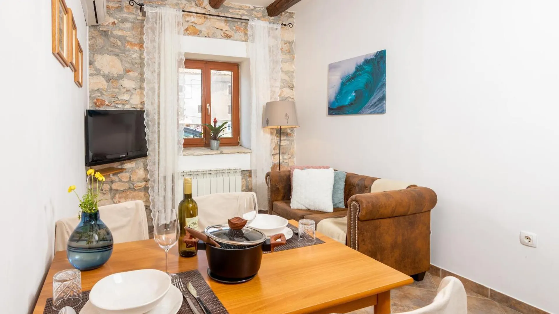 Guest house Apartments And Rooms With Parking Space Loborika, Pula - 12983 Marcana
